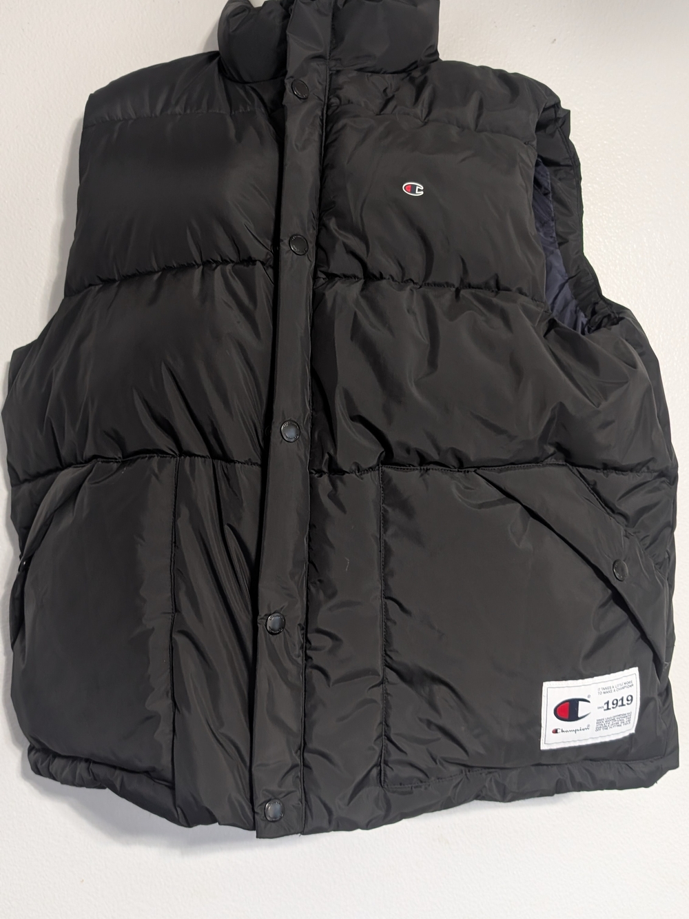 Champion Mens Black Puffer Vest